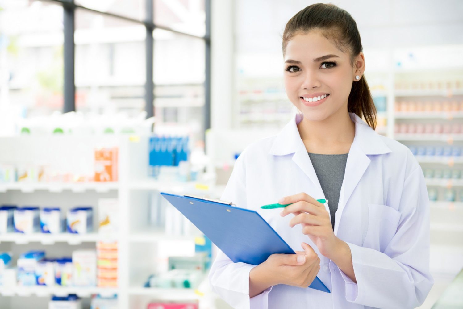 is pharmacy technician a good job reddit