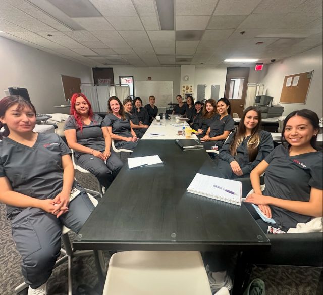 The biggest welcome to our latest class of DMS scholars!! Welcome to lab and the next step of your professional career 🥳#sonographystudent #cbdcollege #DMS